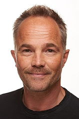 photo of person Jon Øigarden