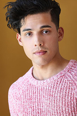 photo of person Derek Rivera