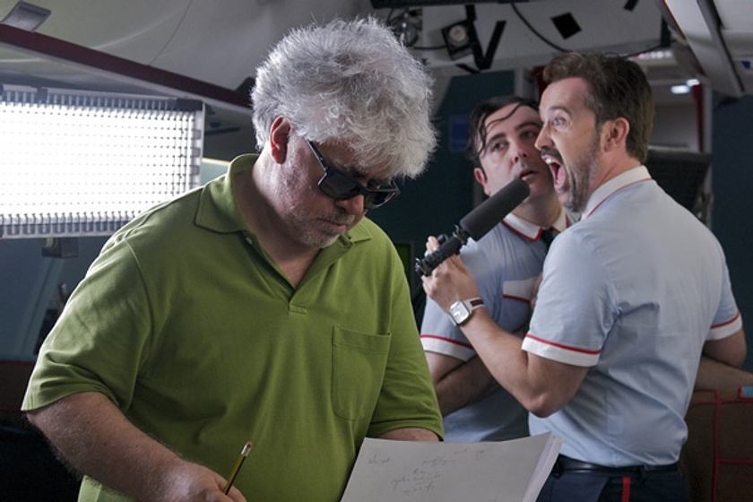 Pedro Almodóvar, Javier Cámara [I] y Carlos Areces en Los Amantes Pasajeros
