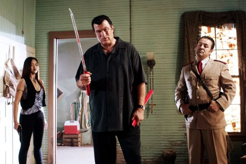 Steven Seagal en machete