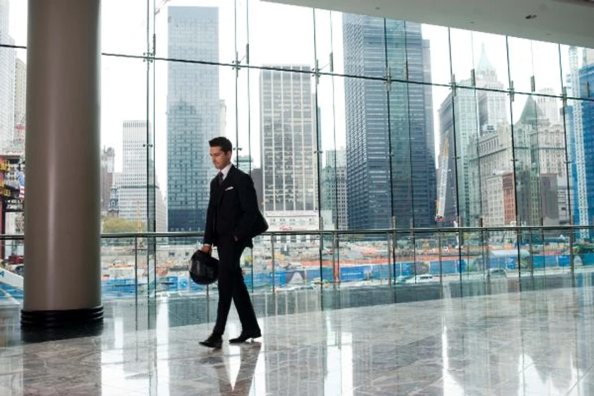 Shia LaBeouf en wall-street-el-dinero-nunca-duerme