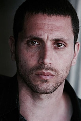picture of actor Jonathan Avigdori