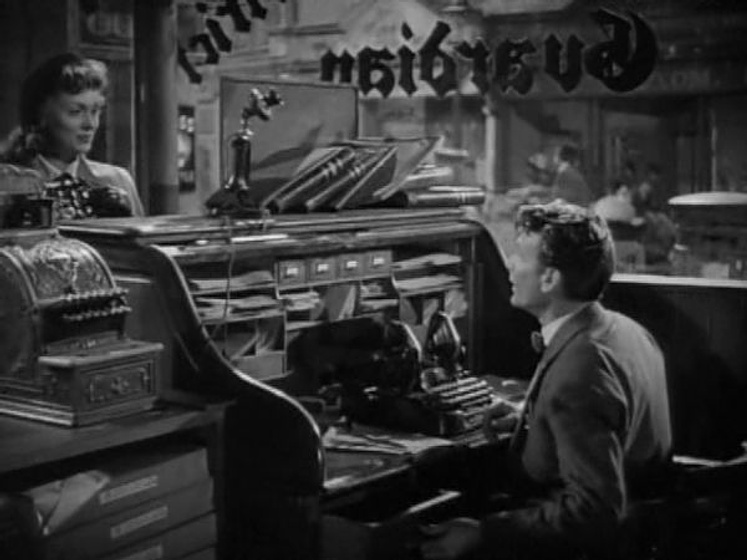 John Mills en So Well Remembered