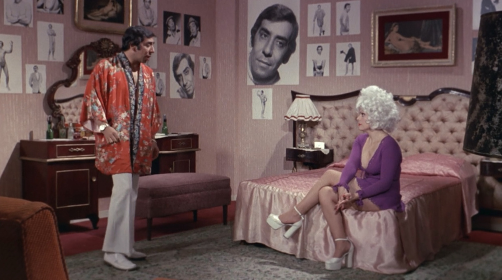 Eduardo de la Peña y Mabel Luna en Bellas de Noche (Las Ficheras)