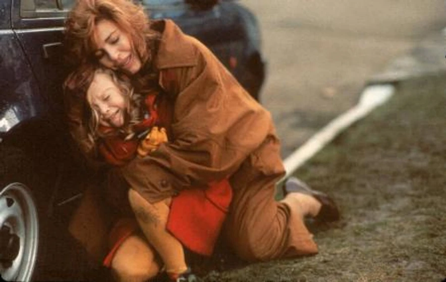 Thora Birch y Anne Archer en juego-de-patriotas