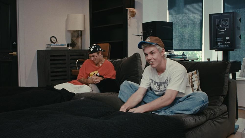 Justin Bieber y The Kid Laroi en kids-are-growing-up-a-story-about-a-kid-named-laroi
