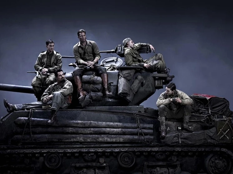 Brad Pitt, Michael Peña, Shia LaBeouf, Logan Lerman y Scott Eastwood en Corazones de acero