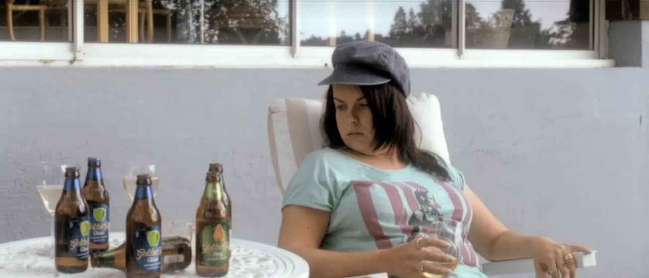 Elina Knihtilä en matti-hell-is-for-heroes