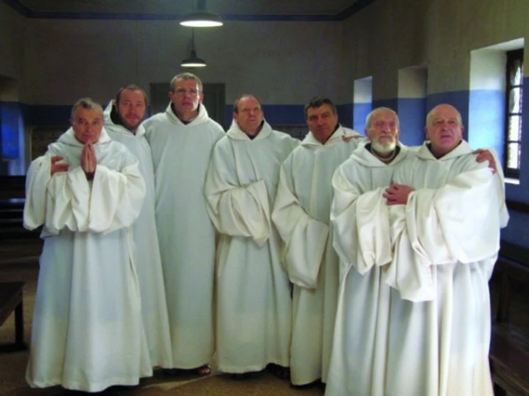 Imagen de de-dioses-y-hombres