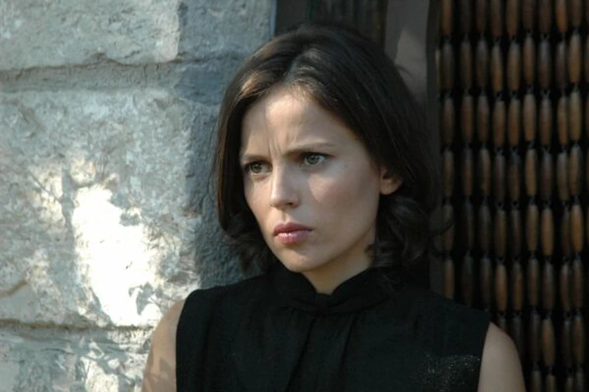 Elena Anaya en savage-grace