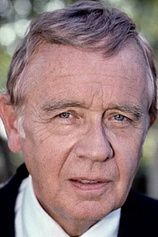 photo of person Warren Frost
