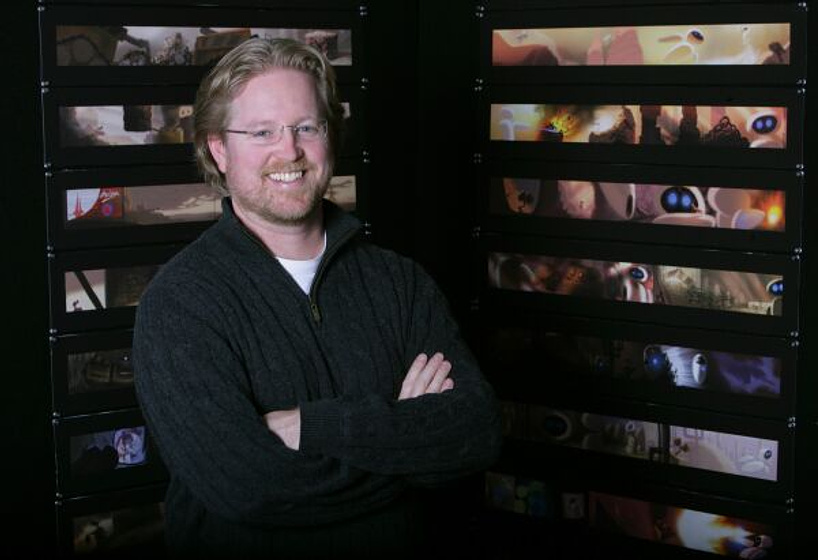 Andrew Stanton en WALL·E: Batallón de Limpieza (En el estudio de grabación)