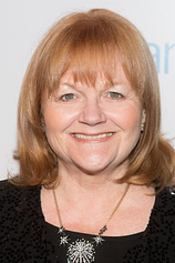 photo of person Lesley Nicol