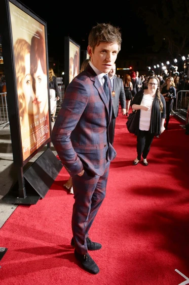 Eddie Redmayne en la-chica-danesa (Premiere en Los Angeles. Noviembre 2015)