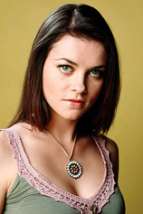 picture of actor Holly Davidson