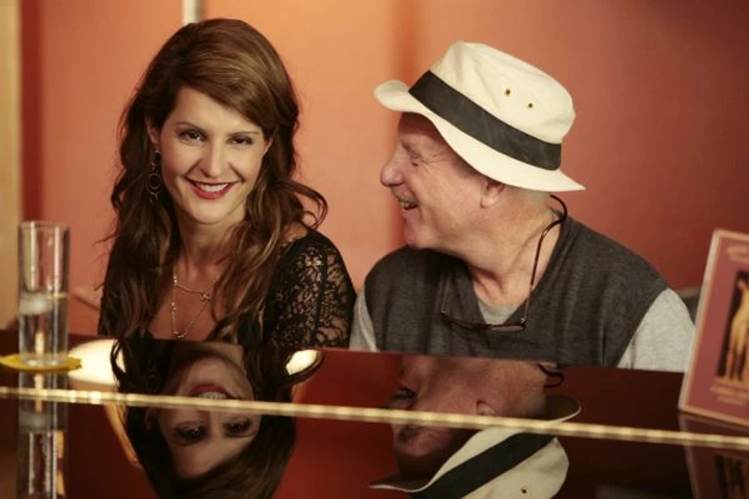 Nia Vardalos y Richard Dreyfuss en mi-vida-en-ruinas
