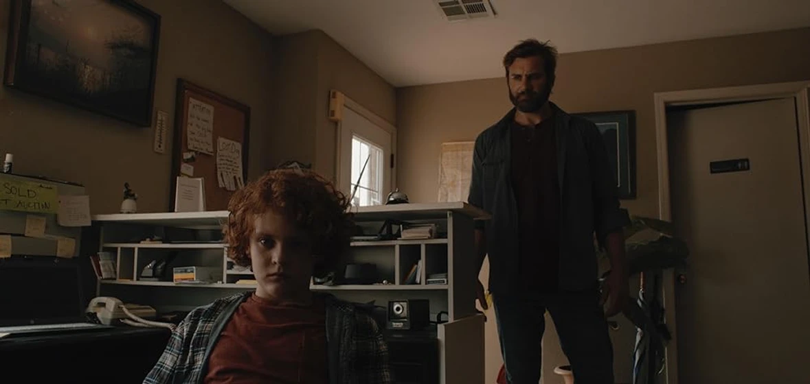 Clive Standen y Mason Wells en possessions-2024