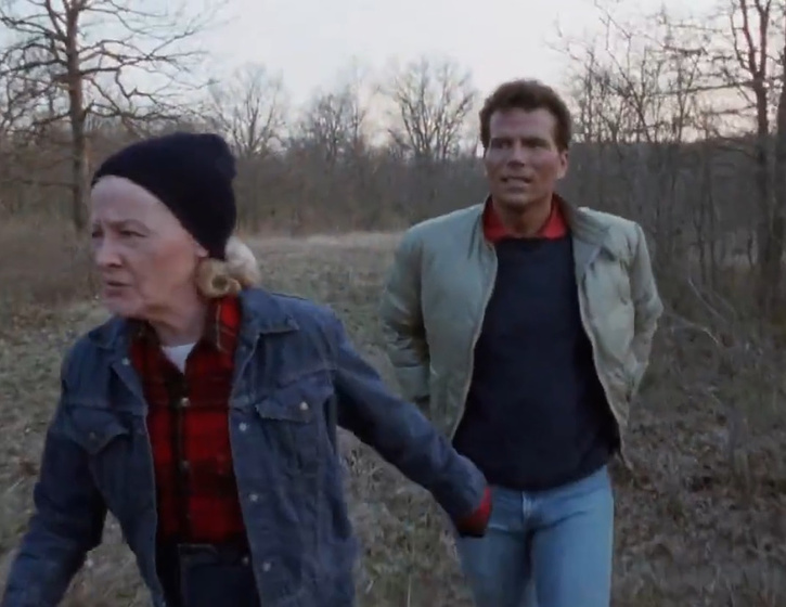 Patrick Wayne y Bennie Lee McGowan en revenge-1986