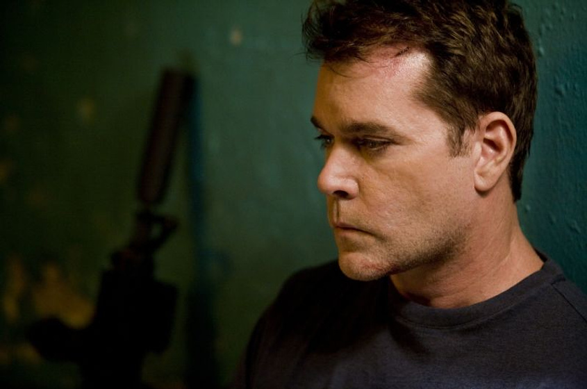 Ray Liotta en La linea