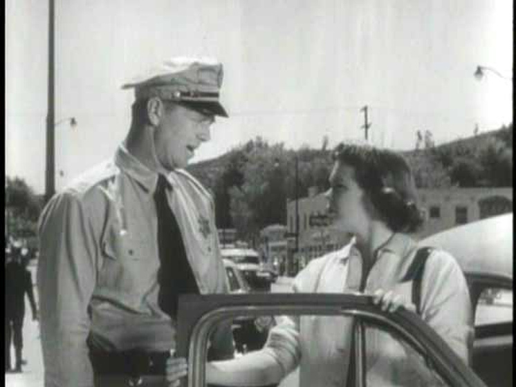 Sterling Hayden y Nancy Gates en De Repente