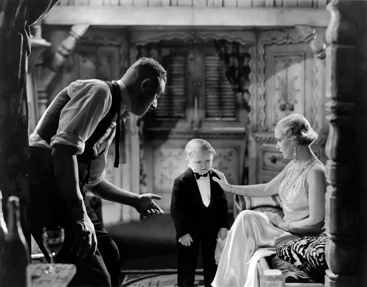 Olga Baclanova, Henry Victor y Harry Earles en La Parada de los monstruos
