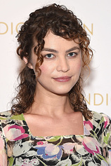 photo of person Elvy Yost