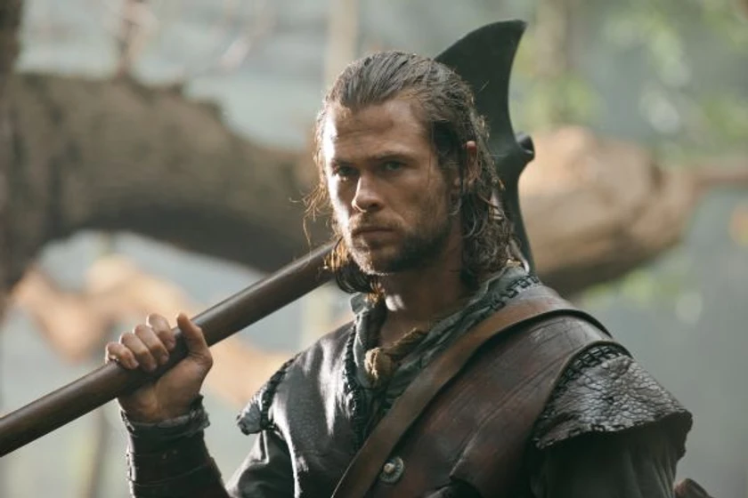 Chris Hemsworth en Blancanieves y la leyenda del cazador