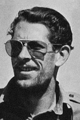 photo of person Lee Robinson