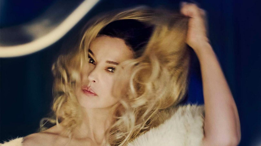 Monica Bellucci en la-chica-de-la-fontana