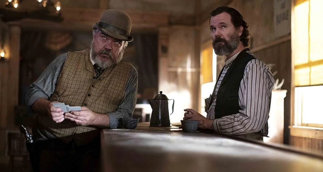 W. Earl Brown y Sean Bridgers en deadwood-la-pelicula