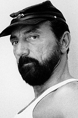 picture of actor Val Martin