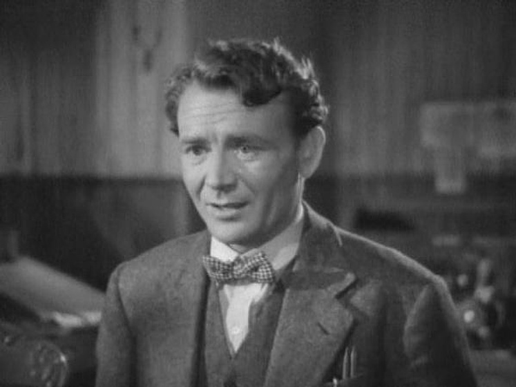 John Mills en So Well Remembered