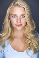 picture of actor Julia Schlaepfer