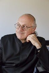 photo of person Arnie Roth