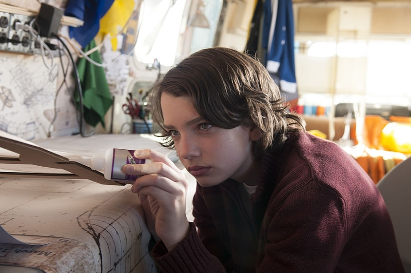 Kodi Smit-McPhee en El Congreso