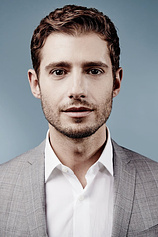 photo of person Julian Morris