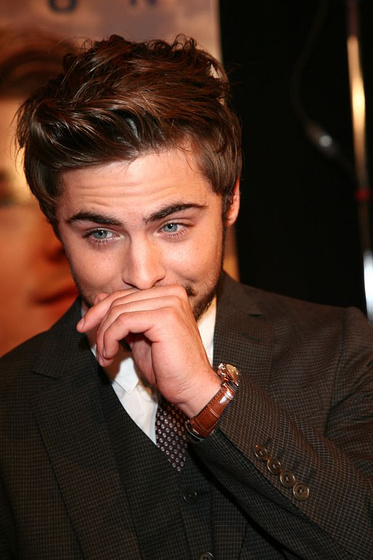Zac Efron en Siempre a mi lado (Premiere en Londres. Septiembre 2010)