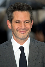 photo of person Simon Kinberg