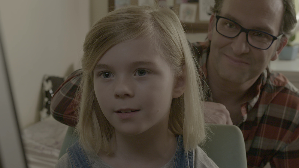Kevin Sizemore y Noelle E Parker en Un Intruso en mi Familia