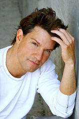 picture of actor Dylan Vox