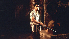 still of movie El Espinazo del Diablo
