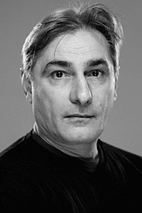picture of actor Hristo Garbov