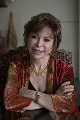 photo of person Isabel Allende
