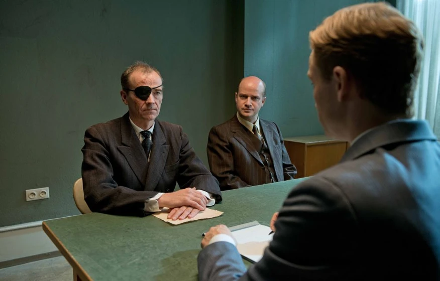 Imagen de la-conspiracion-del-silencio-2014