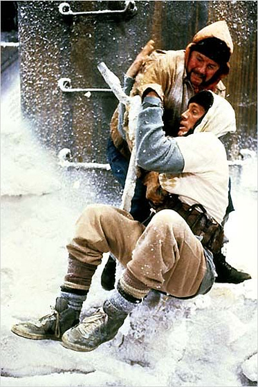 Jon Voight y Eric Roberts en El Tren del infierno