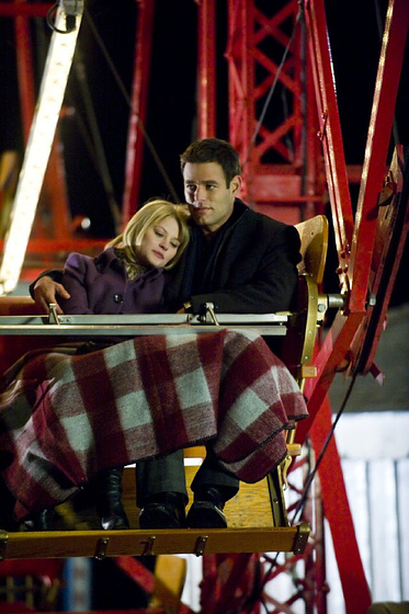 Emilie de Ravin y Ivan Sergei en Sola Ante el Peligro