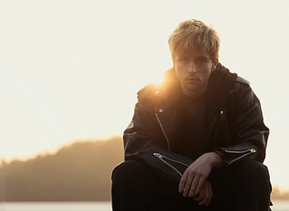 Primeras imágenes de "Boulevard" la nueva película basada en amoríos adolescentes top venta