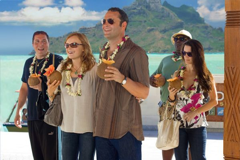 Vince Vaughn, Jon Favreau, Faizon Love, Malin Akerman y Kristin Davis en Todo Incluido