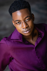 picture of actor Ayo Solanke