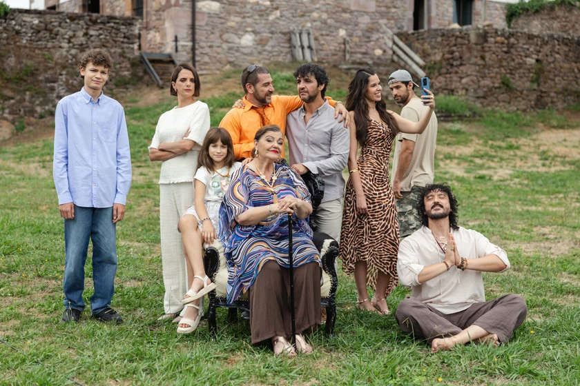 Macarena Gómez, Fran Perea, Charo Reina, David Pareja y Raúl Tejón en hasta-que-el-juzgado-nos-separe (Rodaje)